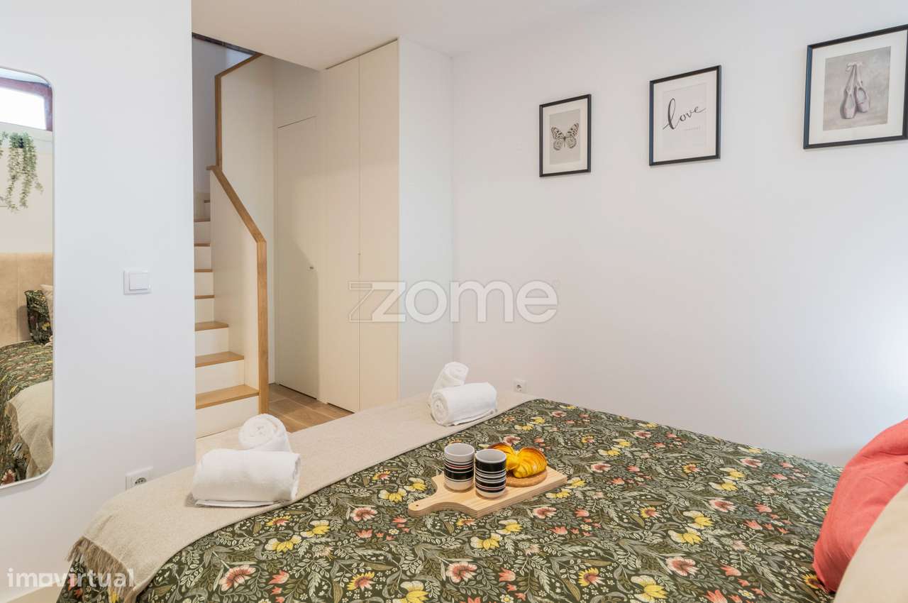 Apartamento T1 Duplex com 62m2 na Rua Duque de Saldanha, Porto. - Grande imagem: 3/25