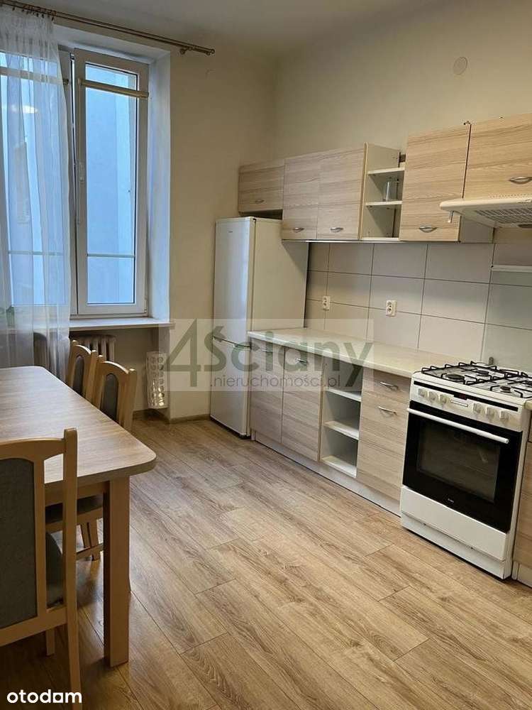 W kamienicy przy Poznańskiej !-1