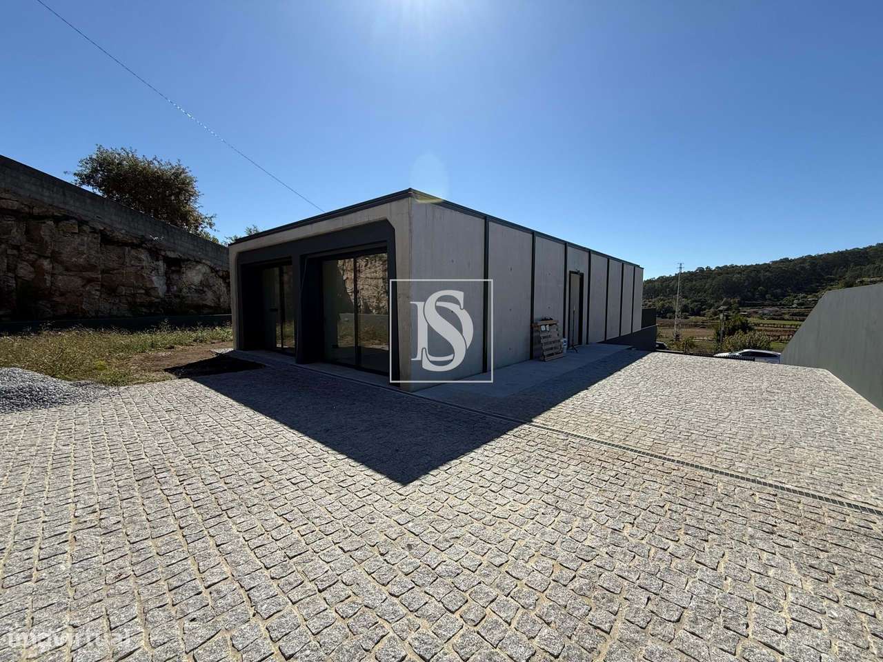 Moradia individual terrea com Piscina - Grande imagem: 4/38