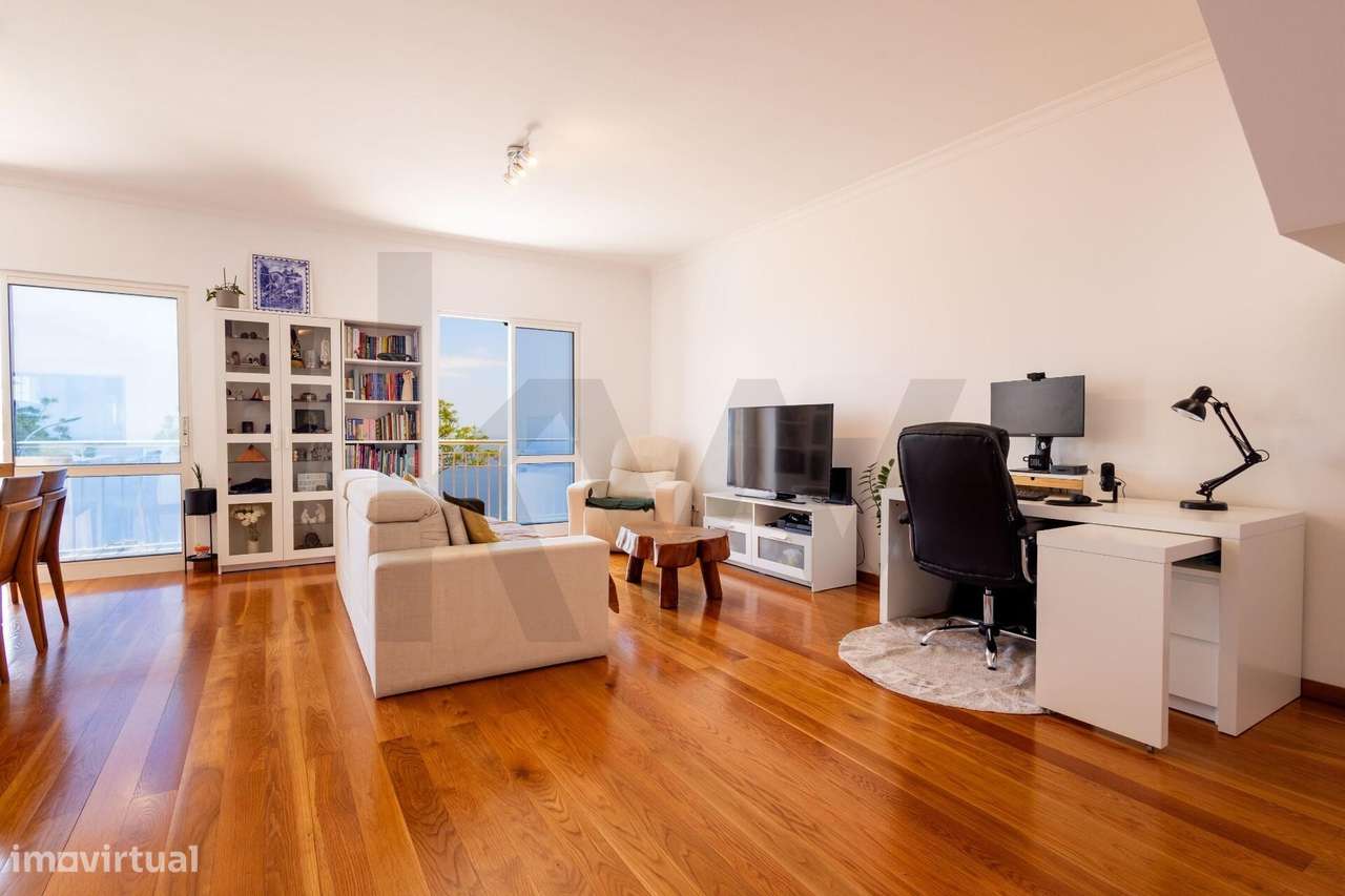 Apartamento T3 Duplex no Funchal-38