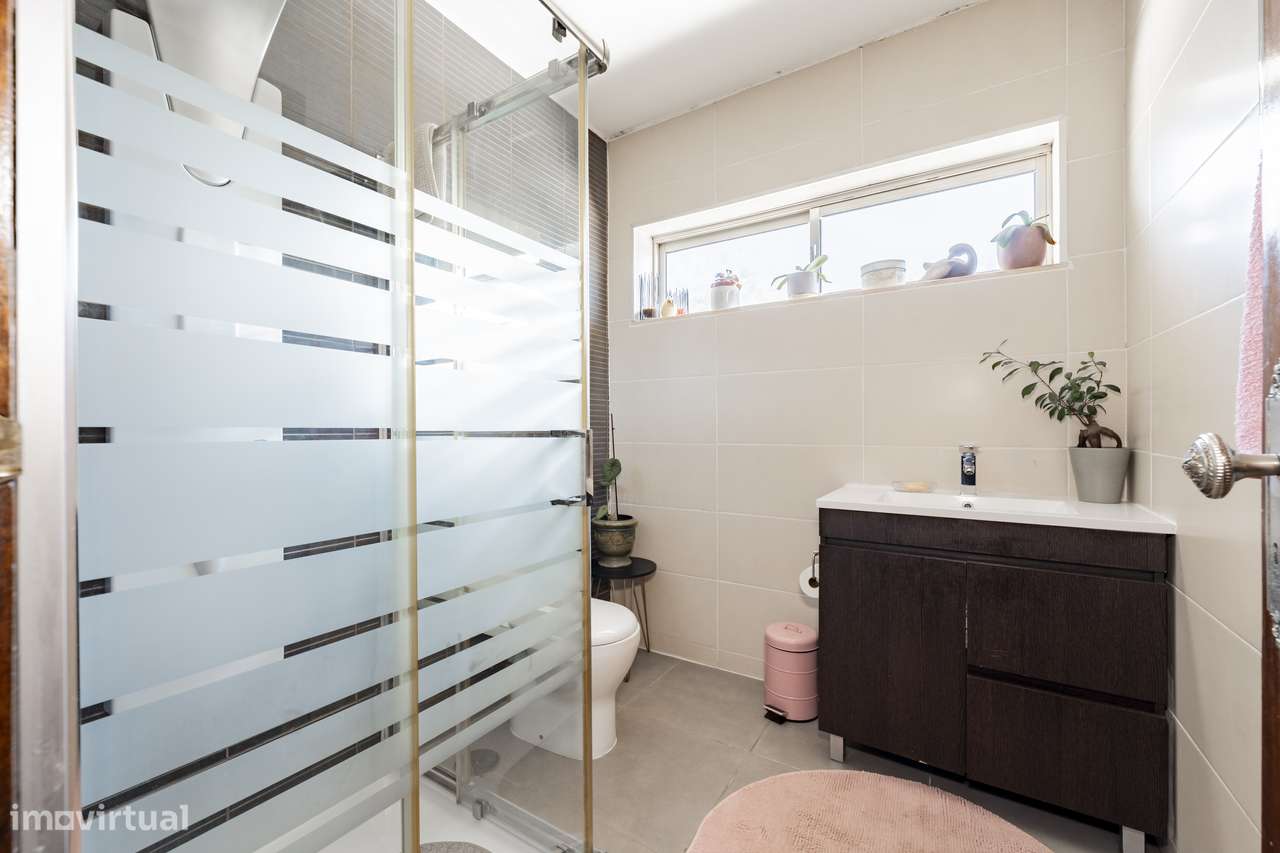 Apartamento T3 Duplex para venda na Rua Doutor José Vilaça, Braga-9