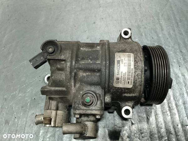 POMPA, SPRĘŻARKA KLIMATYZACJI VW JETTA V 1K0820803S 1.9 TDI - 3