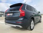 Volvo XC 90 T8 AWD Plug-In Hybrid Momentum Pro 7os - 7