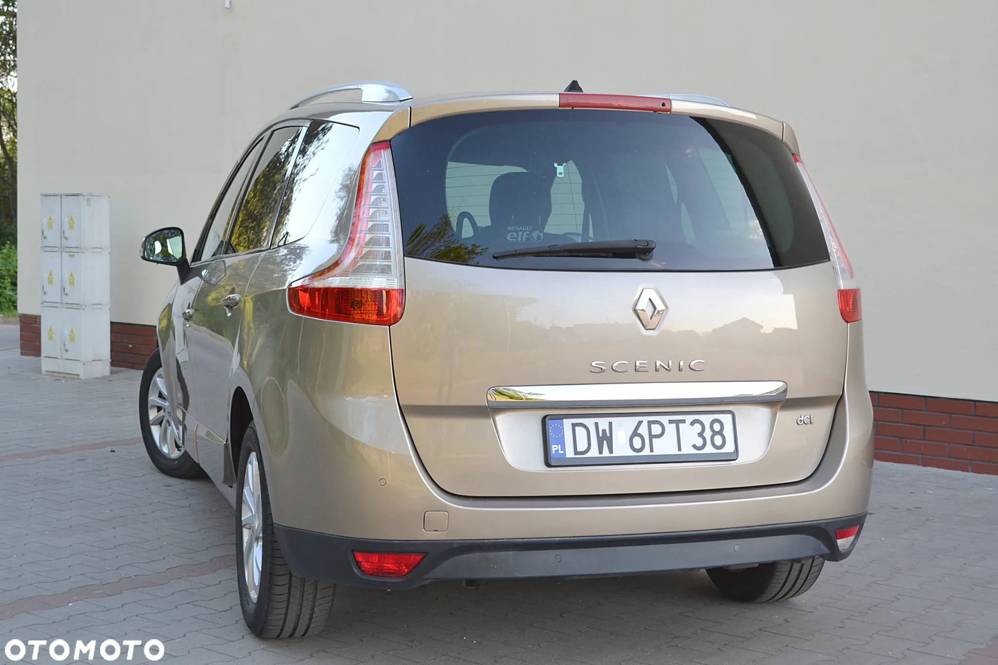 Renault Scenic 1.6 dCi Energy Intens - 10