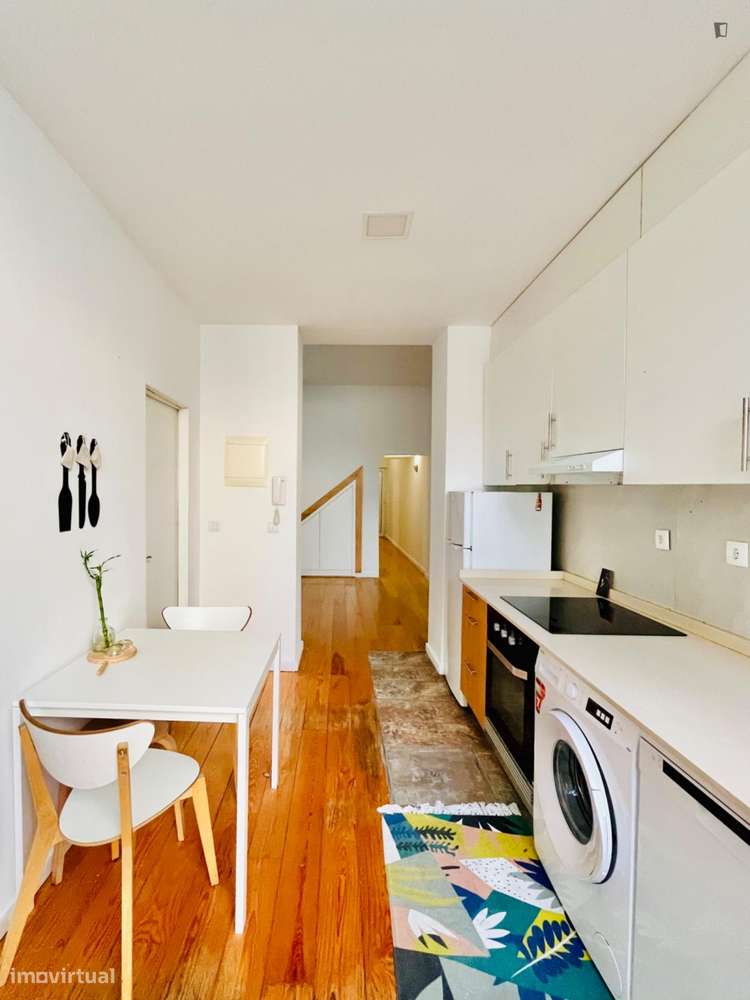 Apartamento com 1 quartos - localizado em Cedofeita Porto - Grande imagem: 3/9