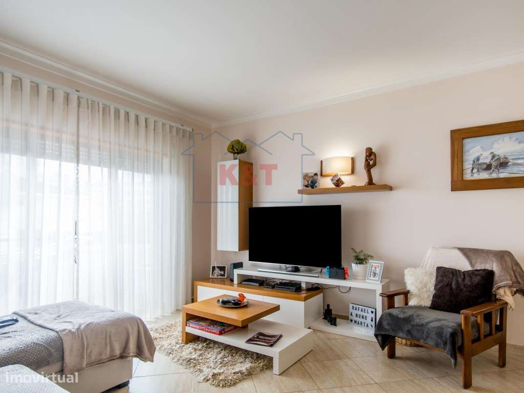 Apartamento T2 remodelado na Praia da Rocha - Grande imagem: 3/26