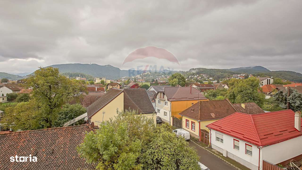 CENTRAL - Clădire birouri DE INCHIRIAT - ETAJ 1 - Imagine principală: 5/5