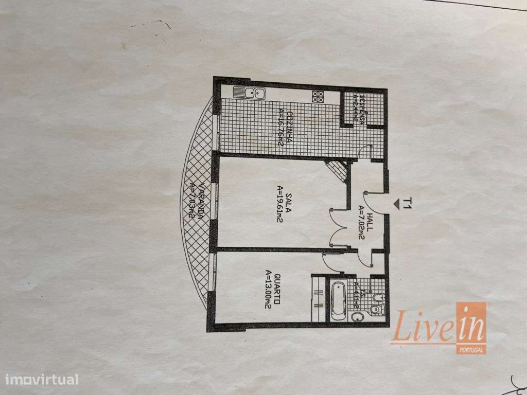 Apartamento T1 Renovado na Ericeira-10