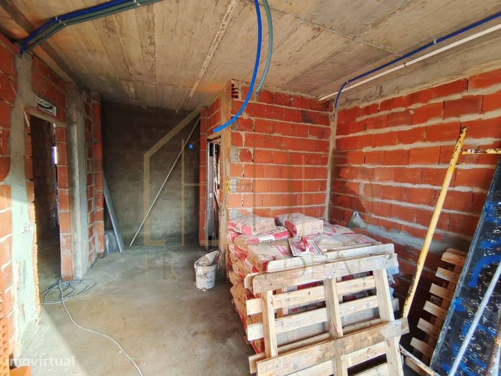 Sofisticada Moradia Térrea T3 +1 com Piscina. Fernão Ferro-15