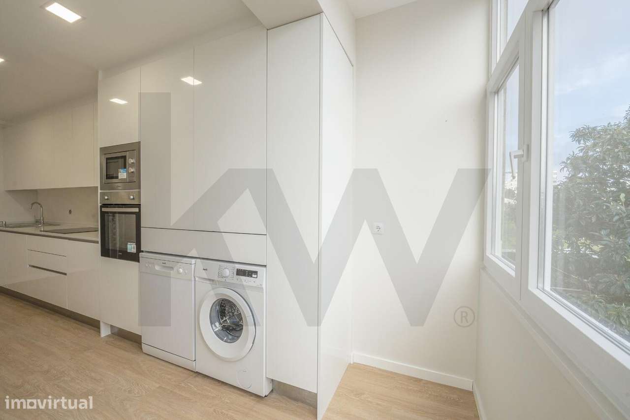 Apartamento T3 Totalmente Remodelado - Cavadas - Seixal - Grande imagem: 3/22