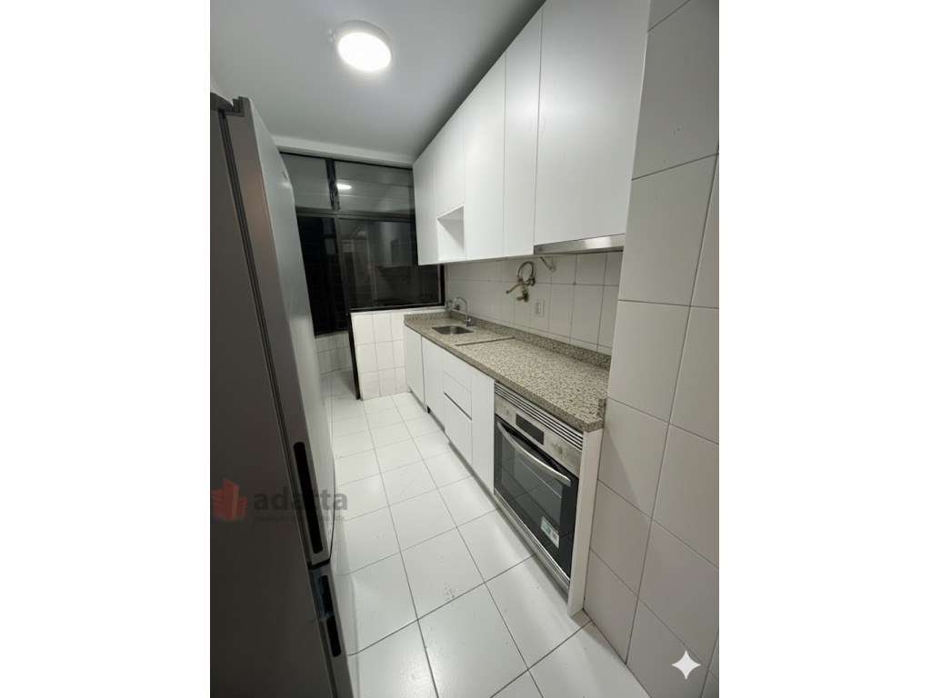 Estilo e Centralidade: T2 Renovado na Solum (Av. Elísio de Moura) - Grande imagem: 3/15