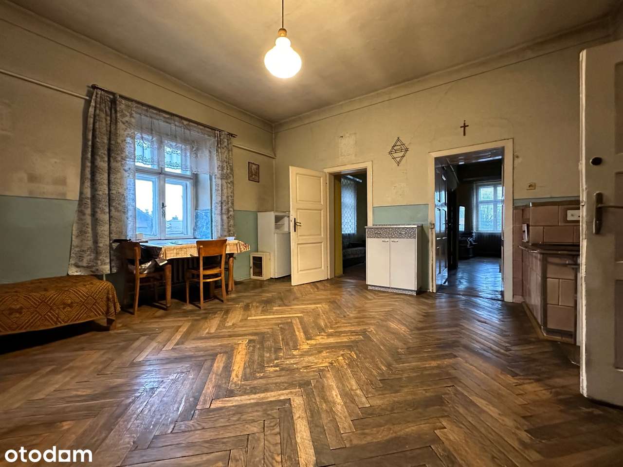 Piętro w kamienicy w andrychowie! 194m2, idealne pod inwestycję.-12