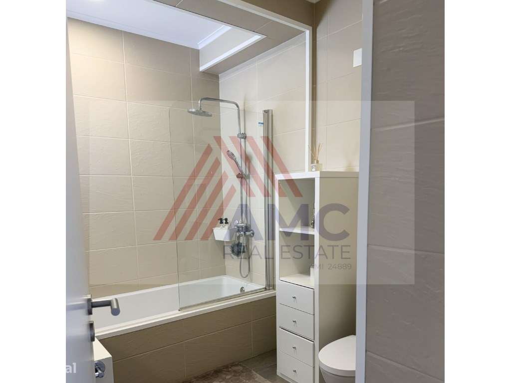 VENDE-SE EXCELENTE APARTAMENTO NO CENTRO DA VILA DA MADALENA-28