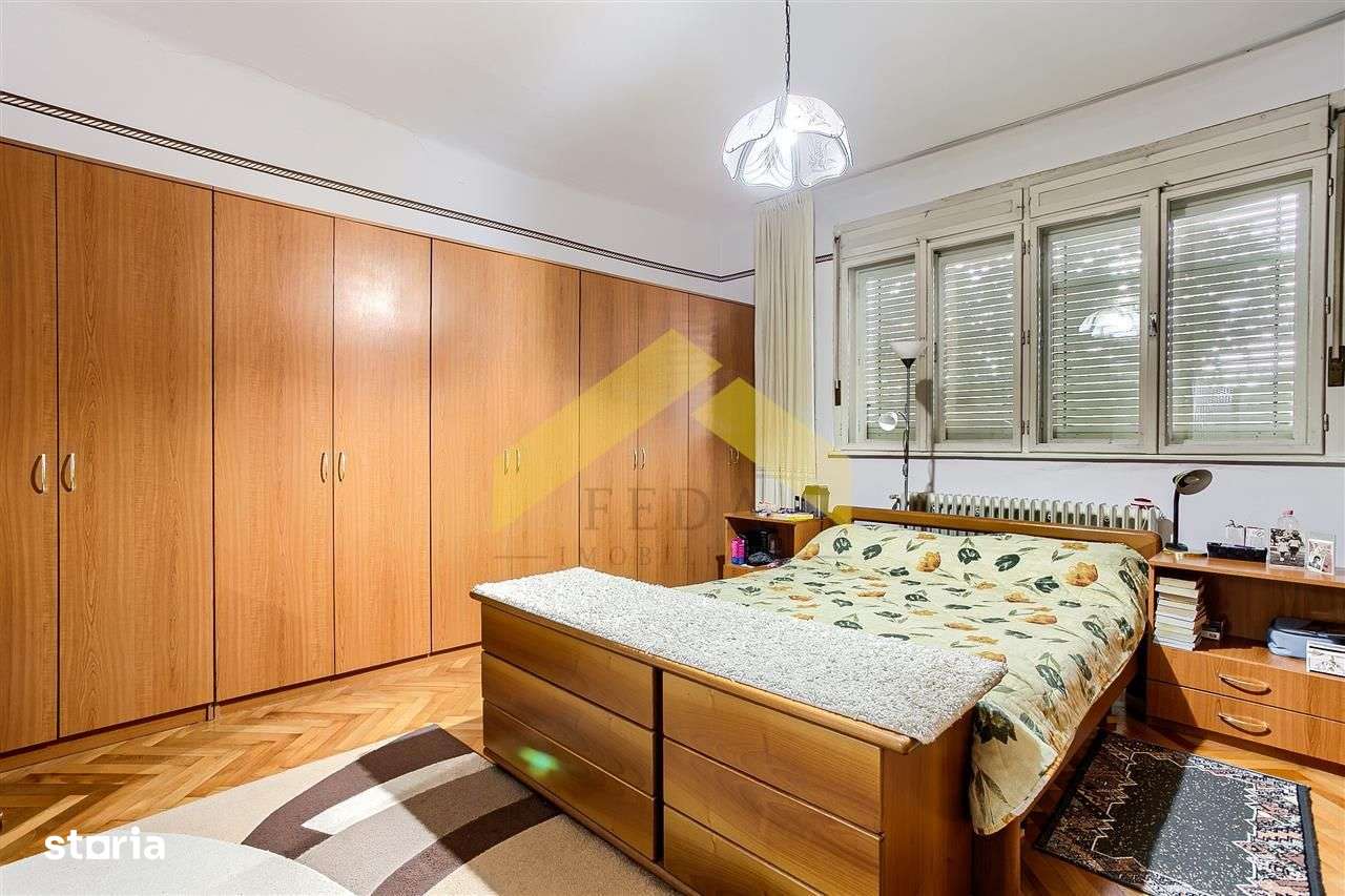 Casa de vinzare zona Gradiste-18