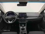 Hyundai i30 Fastback - 13