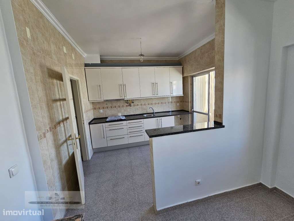 Espaçoso T3 em Almada - Grande imagem: 4/14