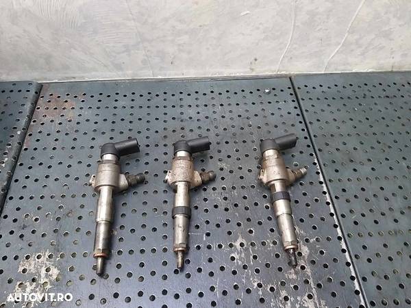 Injector 1.4 tdci ford fiesta 6 9663429280 - 3