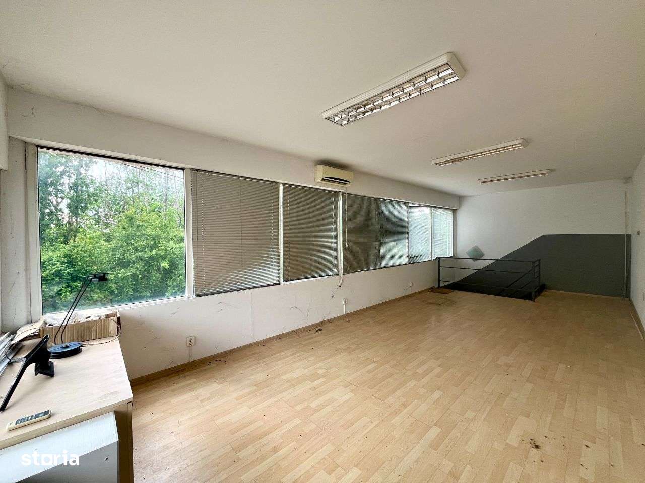 Spatiu comercial 75mp | Vitrina 14m | 40mp teren-4