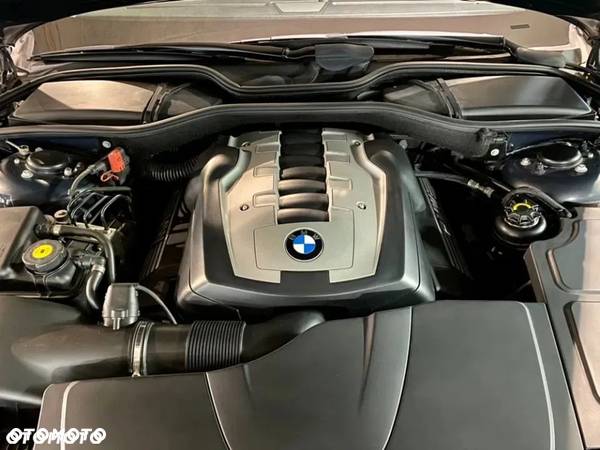 BMW Seria 7 740i - 20