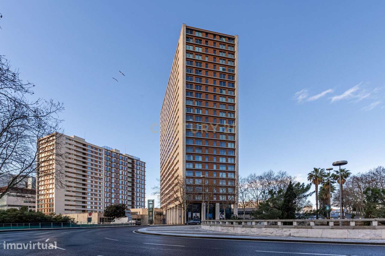 T0 com Vista no 22º Andar no Edifício Panoramic – Parque das Nações-14