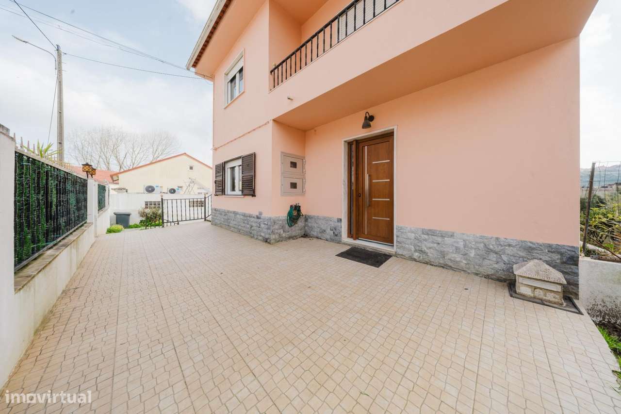 Moradia Independente em Caneças, Odivelas - T3+5-31