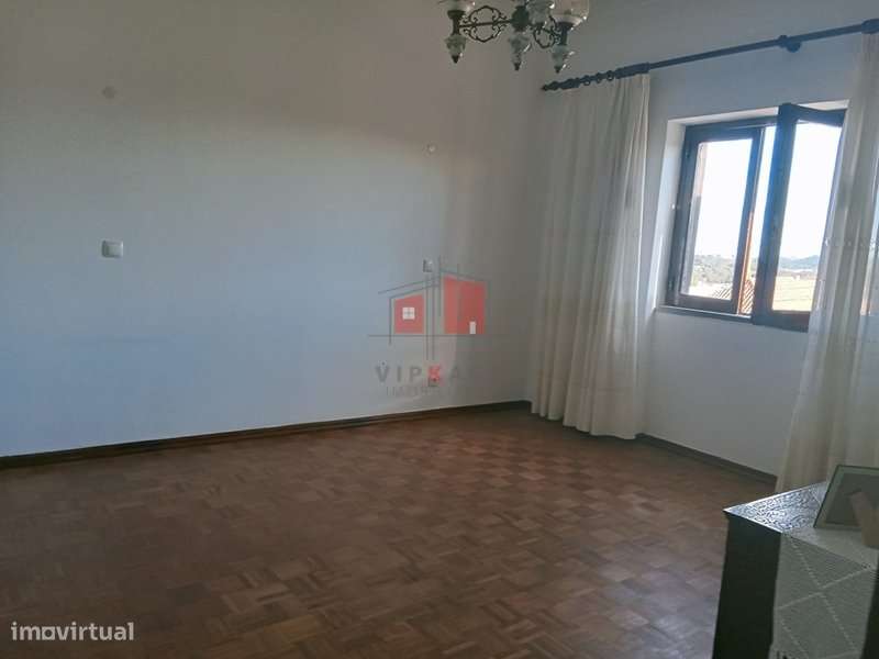 Moradia com terreno e vista desafogada a 5 minutos da vila da Malveira-26