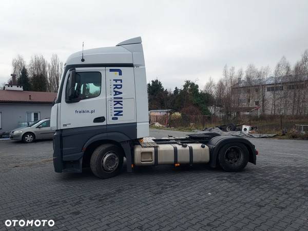 Mercedes-Benz ACTROS - 2