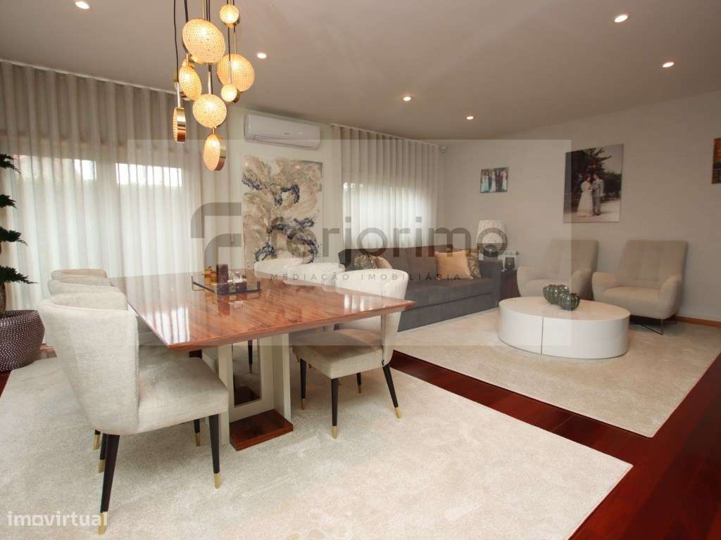 'NOVIDADE'
Excelente Moradia Geminada-4