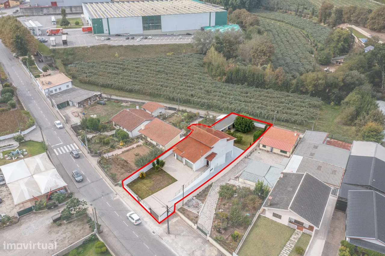 Moradia T4 - Vila de Cucujães - Oliveira de Azeméis-51