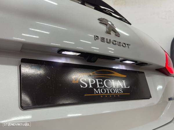 Peugeot 308 1.2 PureTech Allure Full LED EAT8 - 22