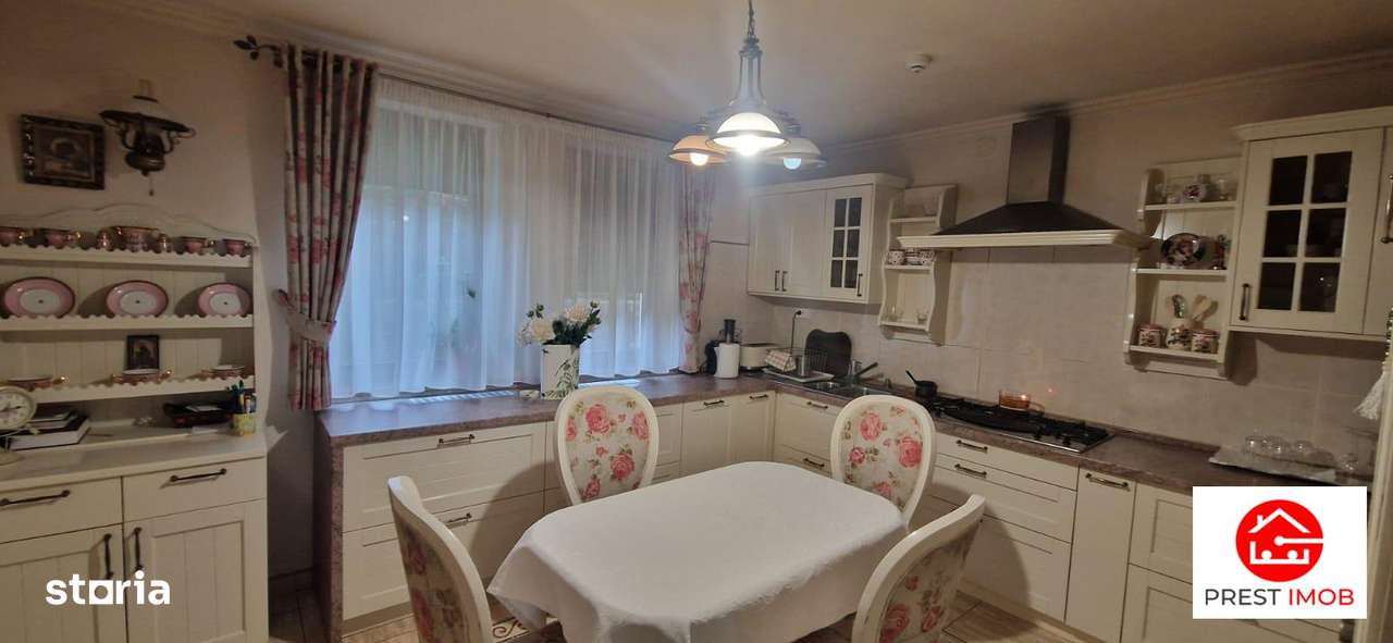 De vanzare vila in Corunca-1