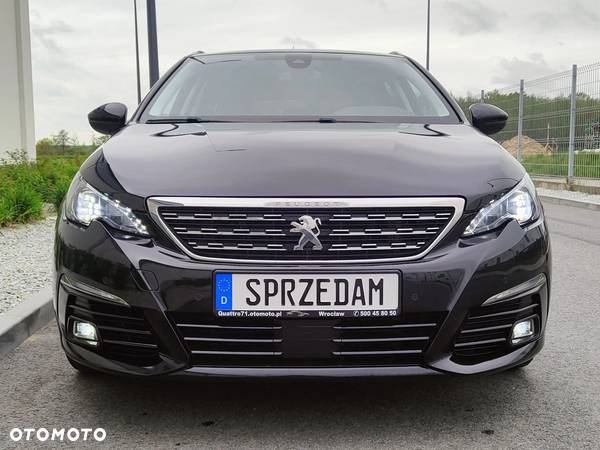 Peugeot 308 SW BlueHDi 130 EAT8 Allure - 10