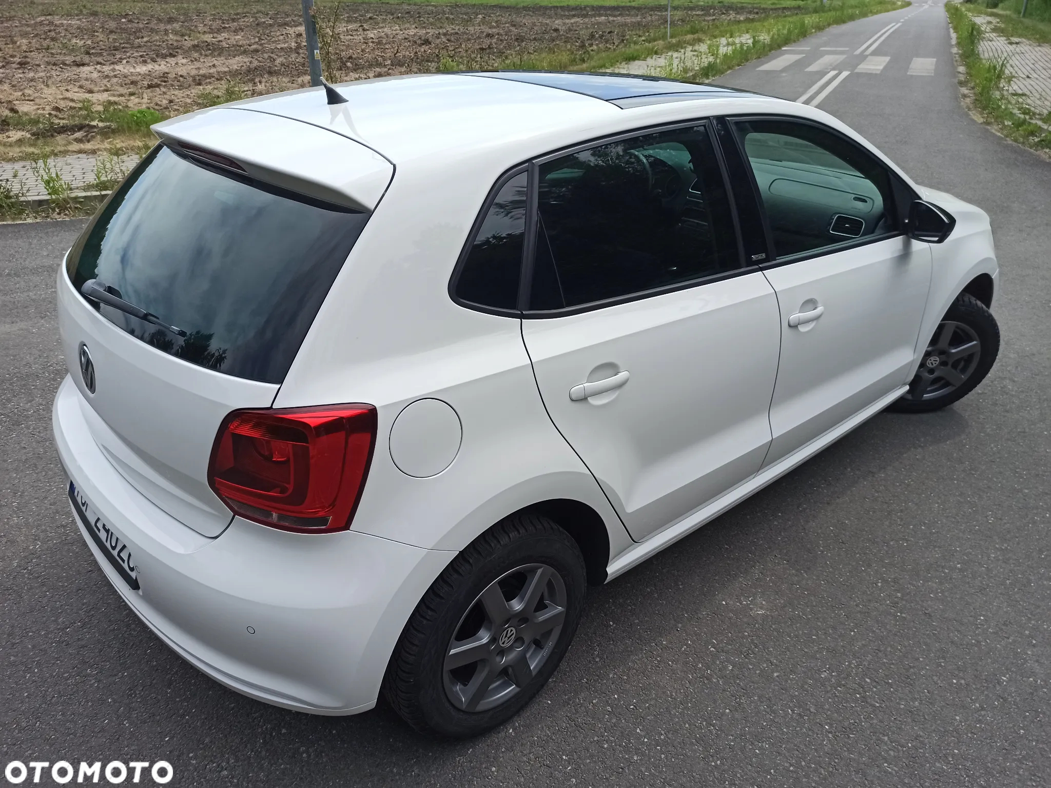 Volkswagen Polo 1.4 16V Trendline - 23