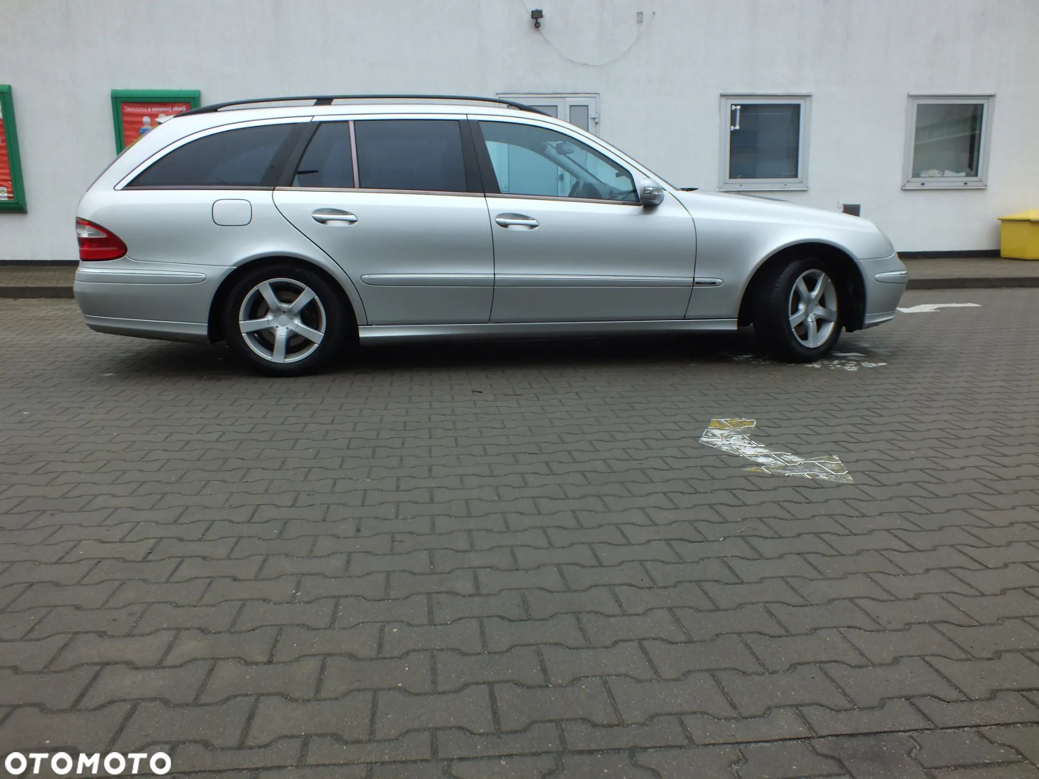 Mercedes-Benz Klasa E 320 CDI T Avantgarde - 1