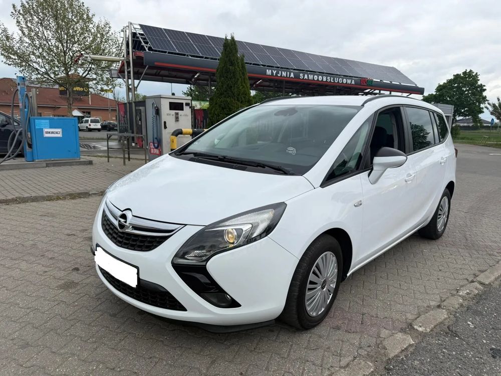 Opel Zafira C 2013