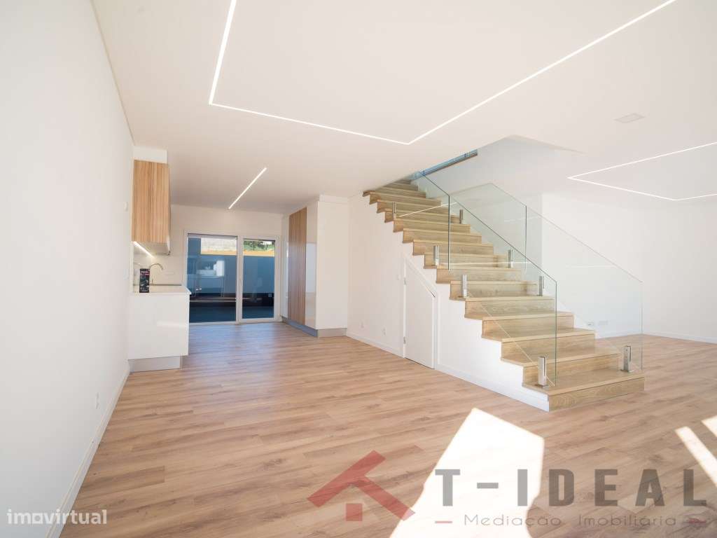 Moradia T4 nova próxima da Lourinhã e das praias - Grande imagem: 4/59