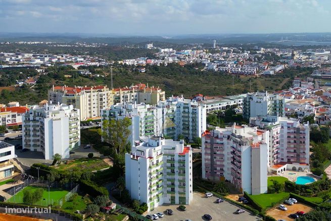 Penthouse T2 com terraço e vista panorâmica na Pedra Mourinha em Porti-47