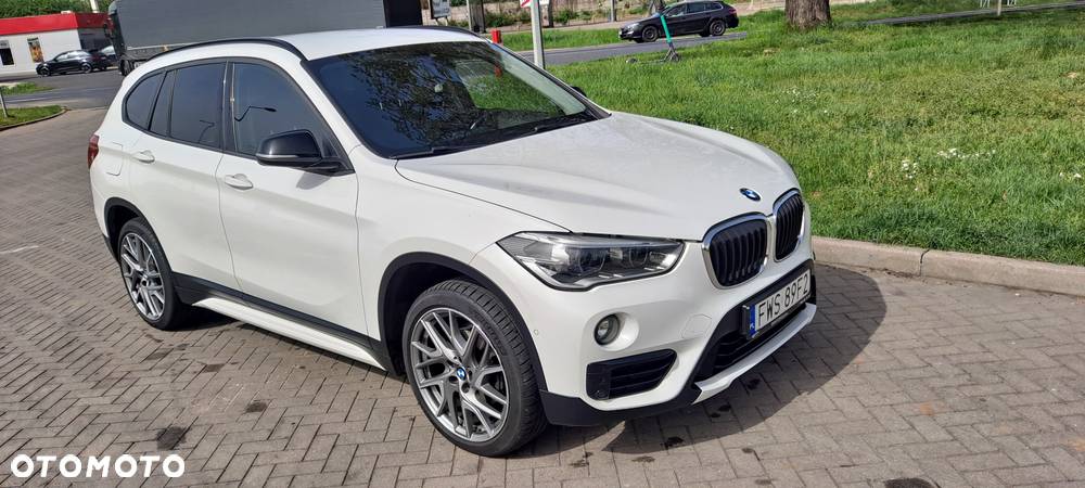 BMW X1 sDrive18d Sport Line - 11