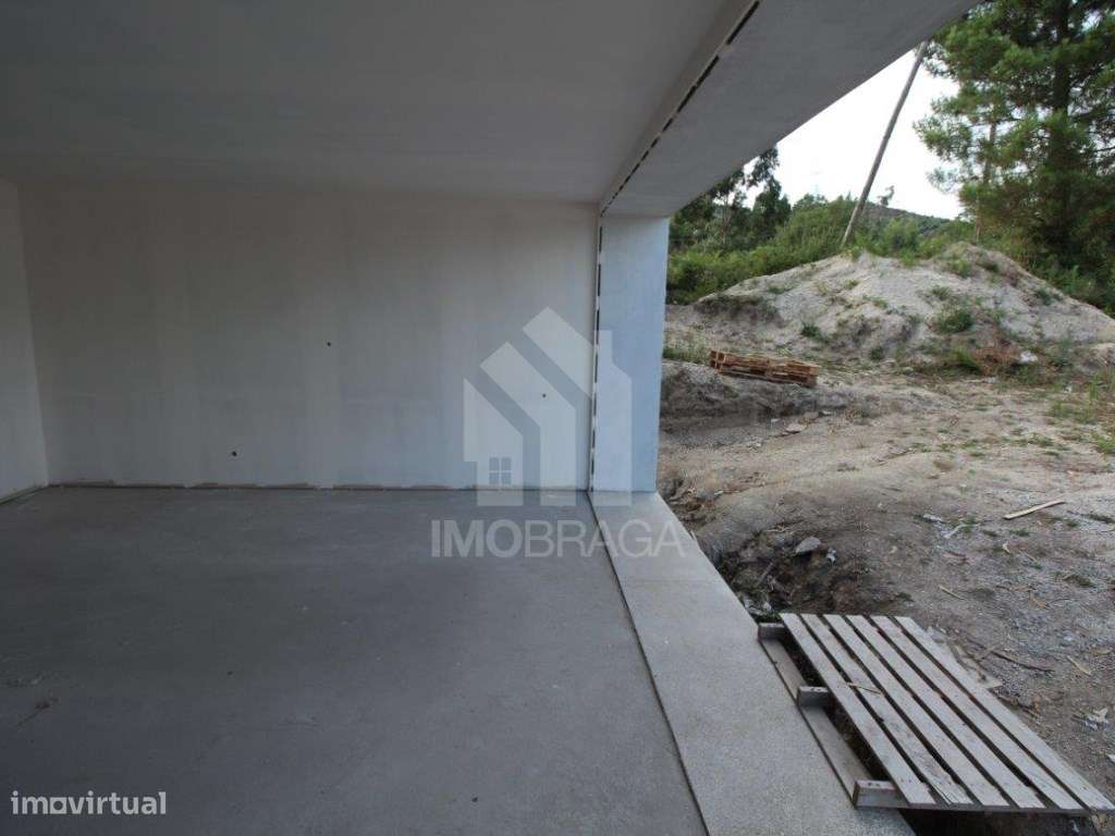 Moradia Geminada T3 Nova para Venda em Rendufinho - Póvoa de Lanhoso-34