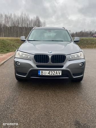 BMW X3 xDrive28i - 2