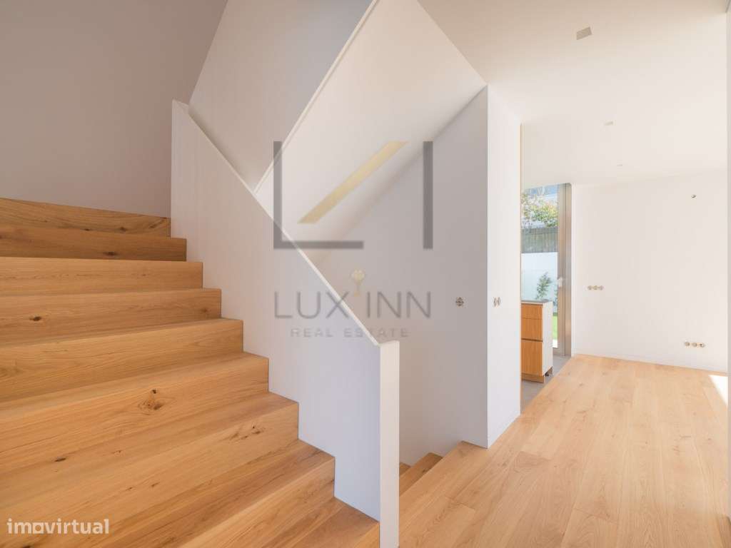 Moradia T4 em São Domingos de Rana-12