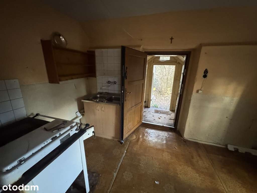 Duży dom w centrum wsi-6