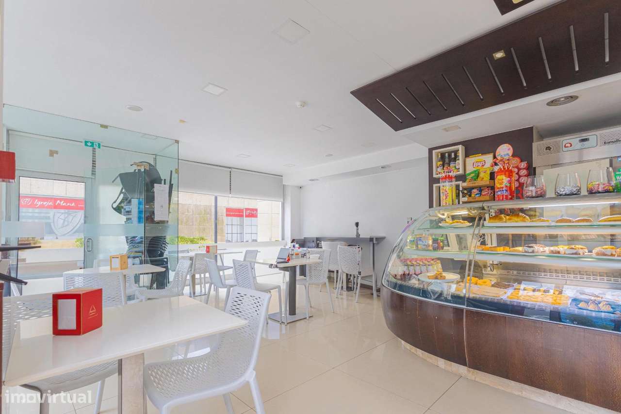 Trespasse de Confeitaria/Pastelaria – Excelente Localização e... - Grande imagem: 2/18