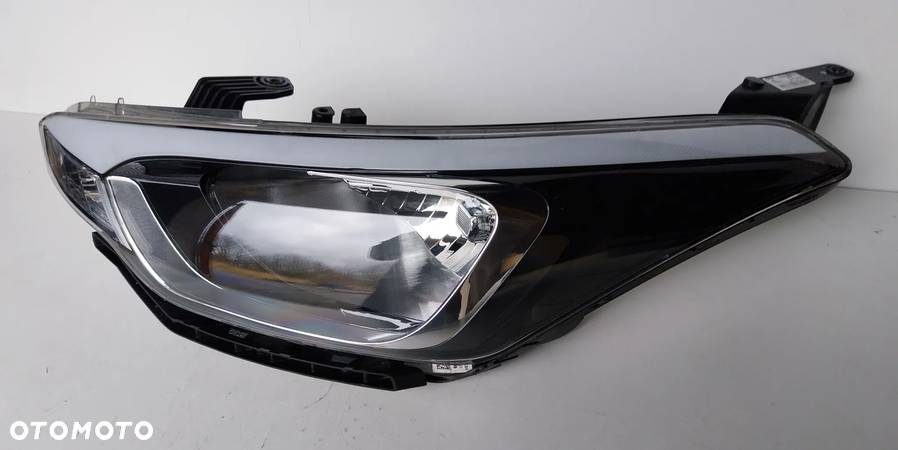 Lampa przód lewa Hyundai i20 II 01048099900010 92101 C8000 - 6