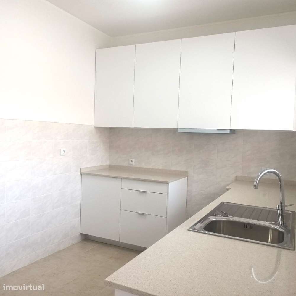 T4 no Centro de Aveiro Arrendar - Grande imagem: 2/27