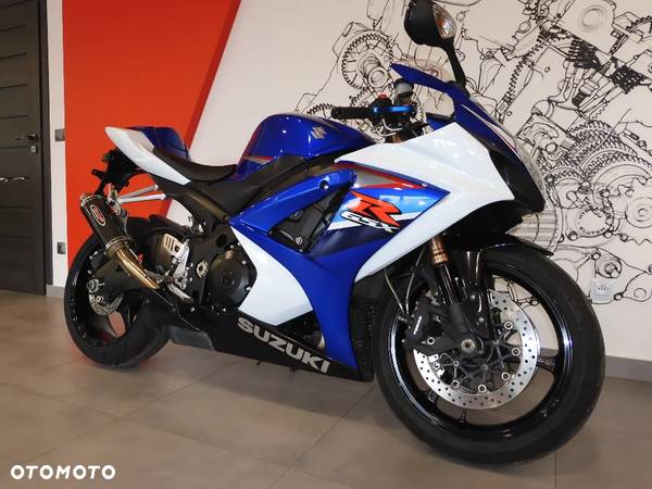 Suzuki GSX-R - 15