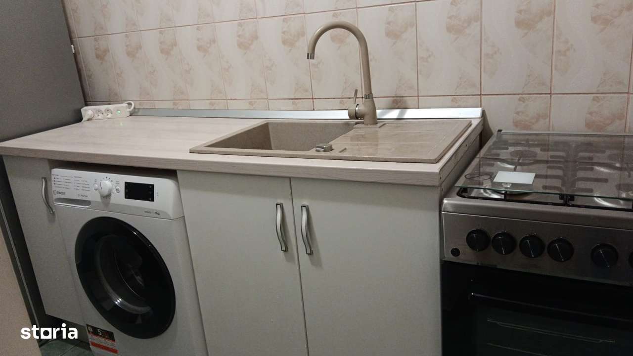 330euro/luna, Podul de Fier, apartament 1 cameră, 38mp - Imagine principală: 5/6