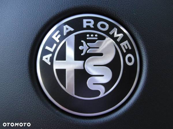 Alfa Romeo Giulia 2.0 Turbo Veloce Q4 - 26