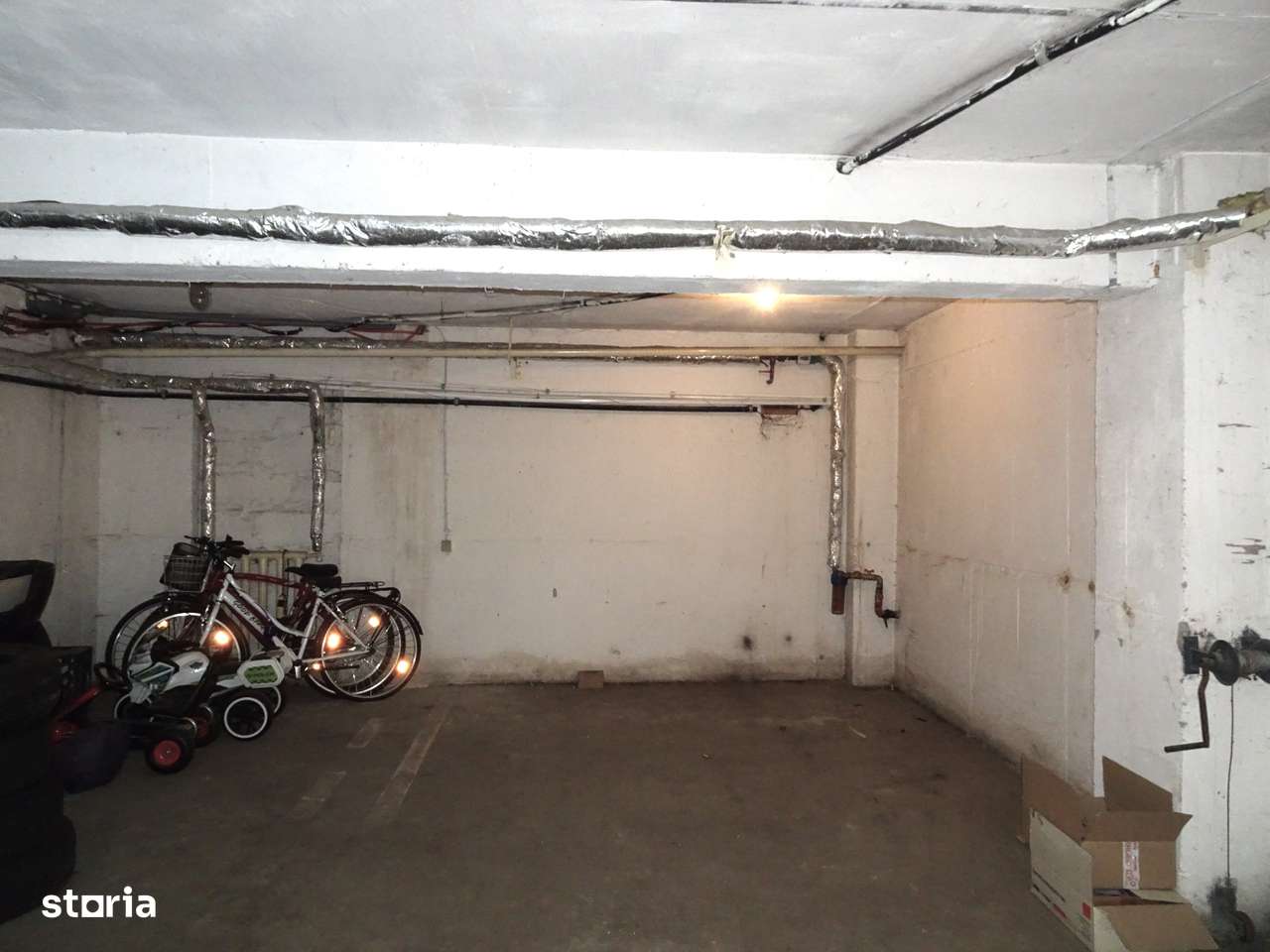 Primaverii, unicat, constr.2000, cu 2 intrari si parcare subterana-18