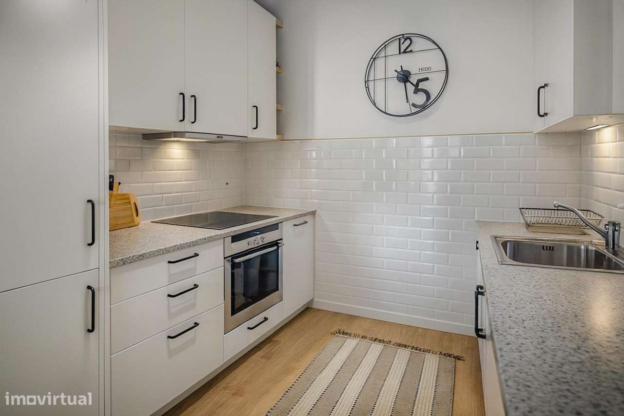 T1 Renovado com Varanda – Avenida Rodrigues de Freitas, Porto-4